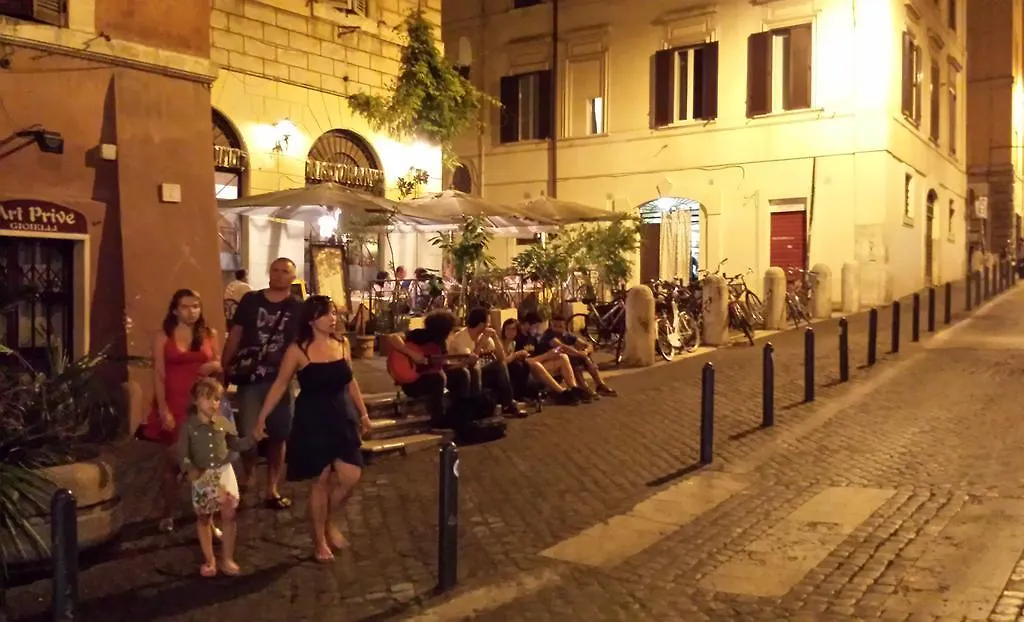 Viale Del Colosseo Bed & Breakfast Rome