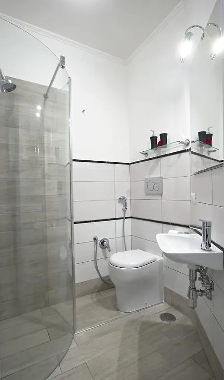 Viale Del Colosseo Bed & Breakfast Rome